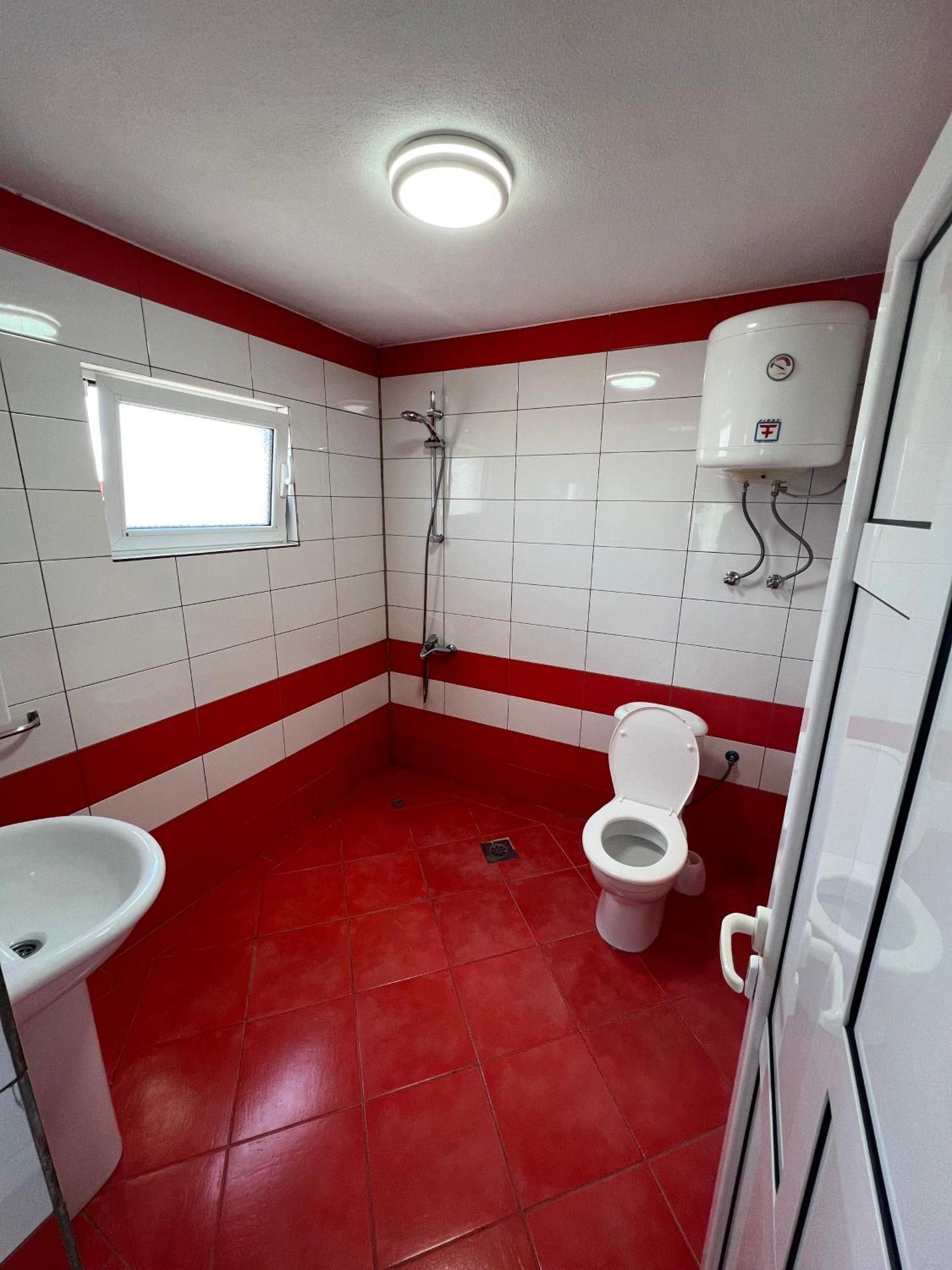 Apartments Zalli Ulcinj Ngoại thất bức ảnh