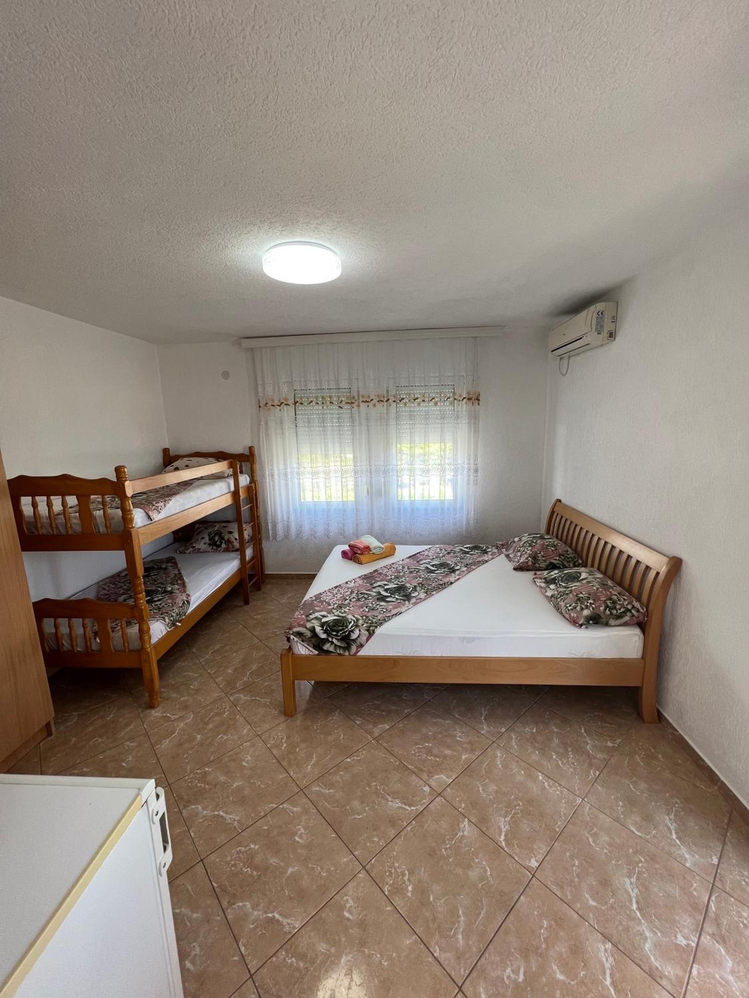 Apartments Zalli Ulcinj Ngoại thất bức ảnh