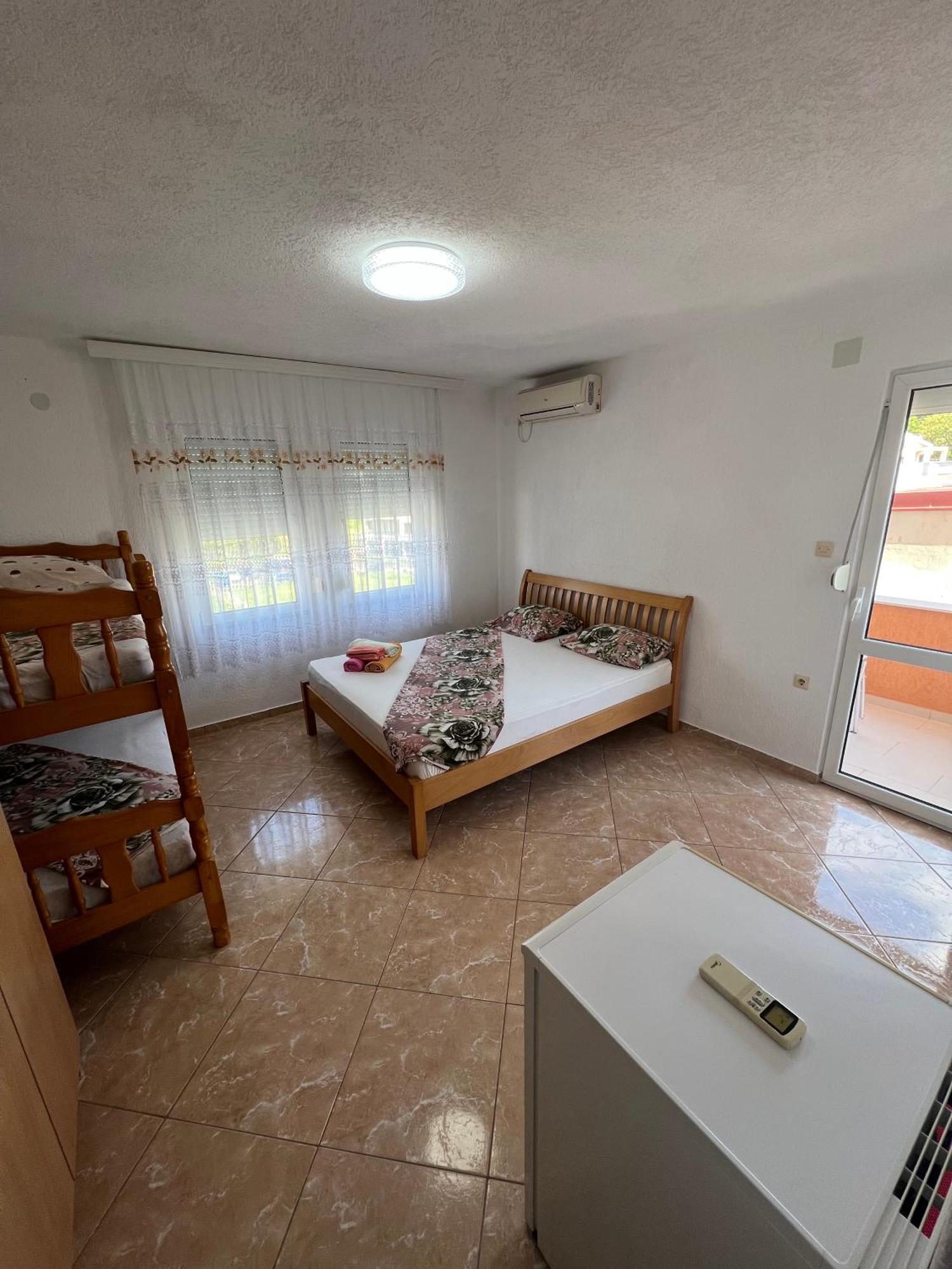 Apartments Zalli Ulcinj Ngoại thất bức ảnh