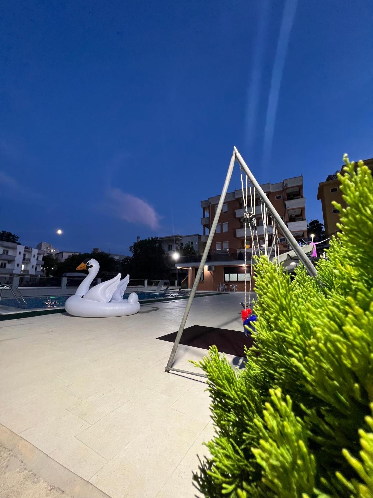 Apartments Zalli Ulcinj Ngoại thất bức ảnh