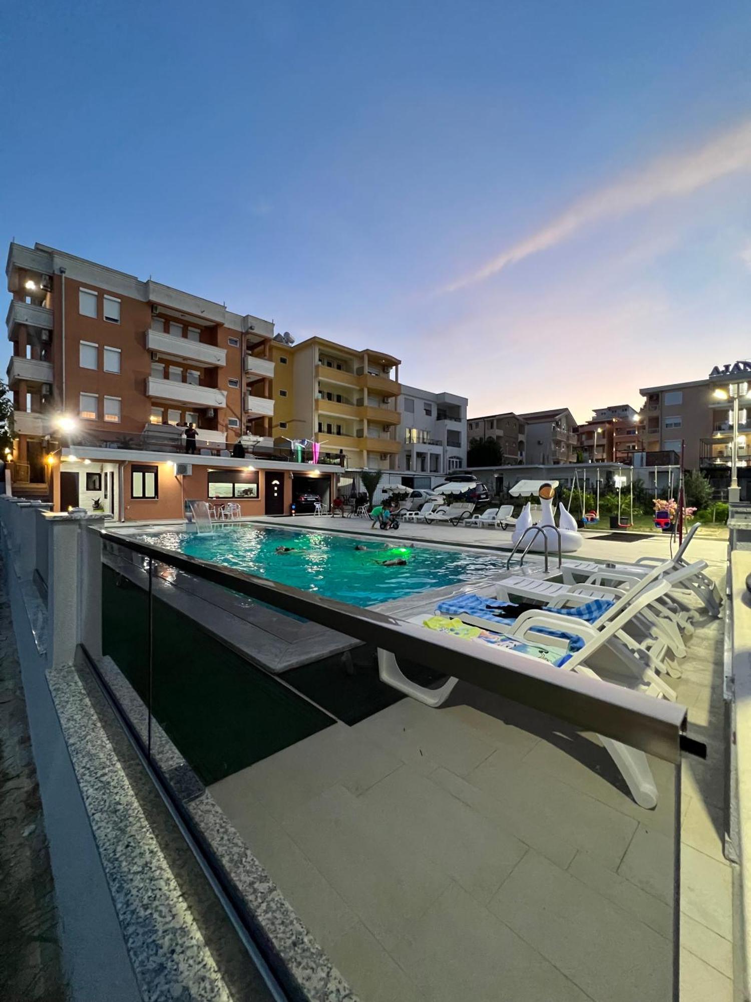 Apartments Zalli Ulcinj Ngoại thất bức ảnh