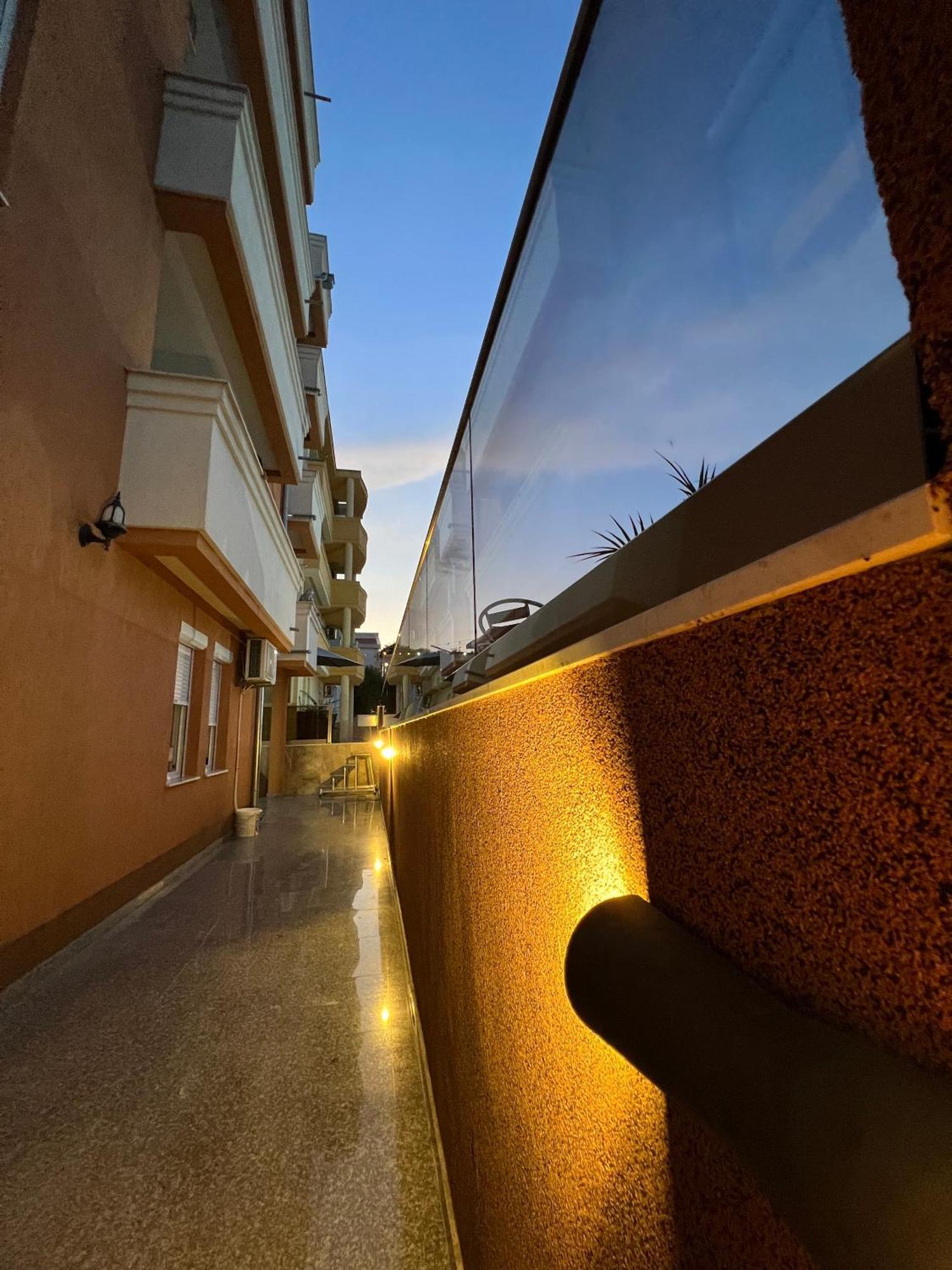 Apartments Zalli Ulcinj Ngoại thất bức ảnh